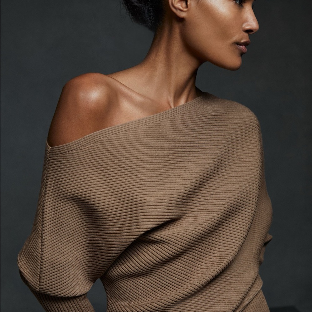 Reiss Lara Off-Shoulder Midi Dress - Picture 2 of 5